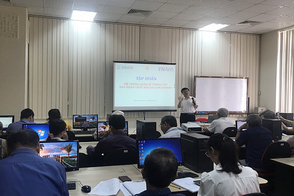 Tổ chức lớp tập huấn quản lý NNCĐDC cho Hội thành phố Huế